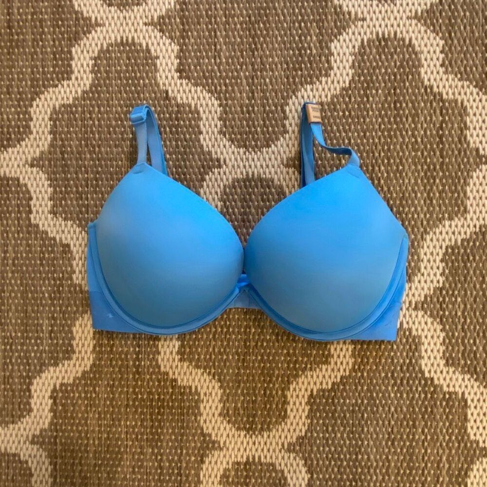 Victoria’s Secret bra wear  everywhere super push-up bra size 34DD